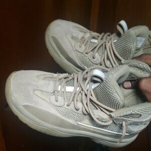 adidas Yeezy Desert Boot